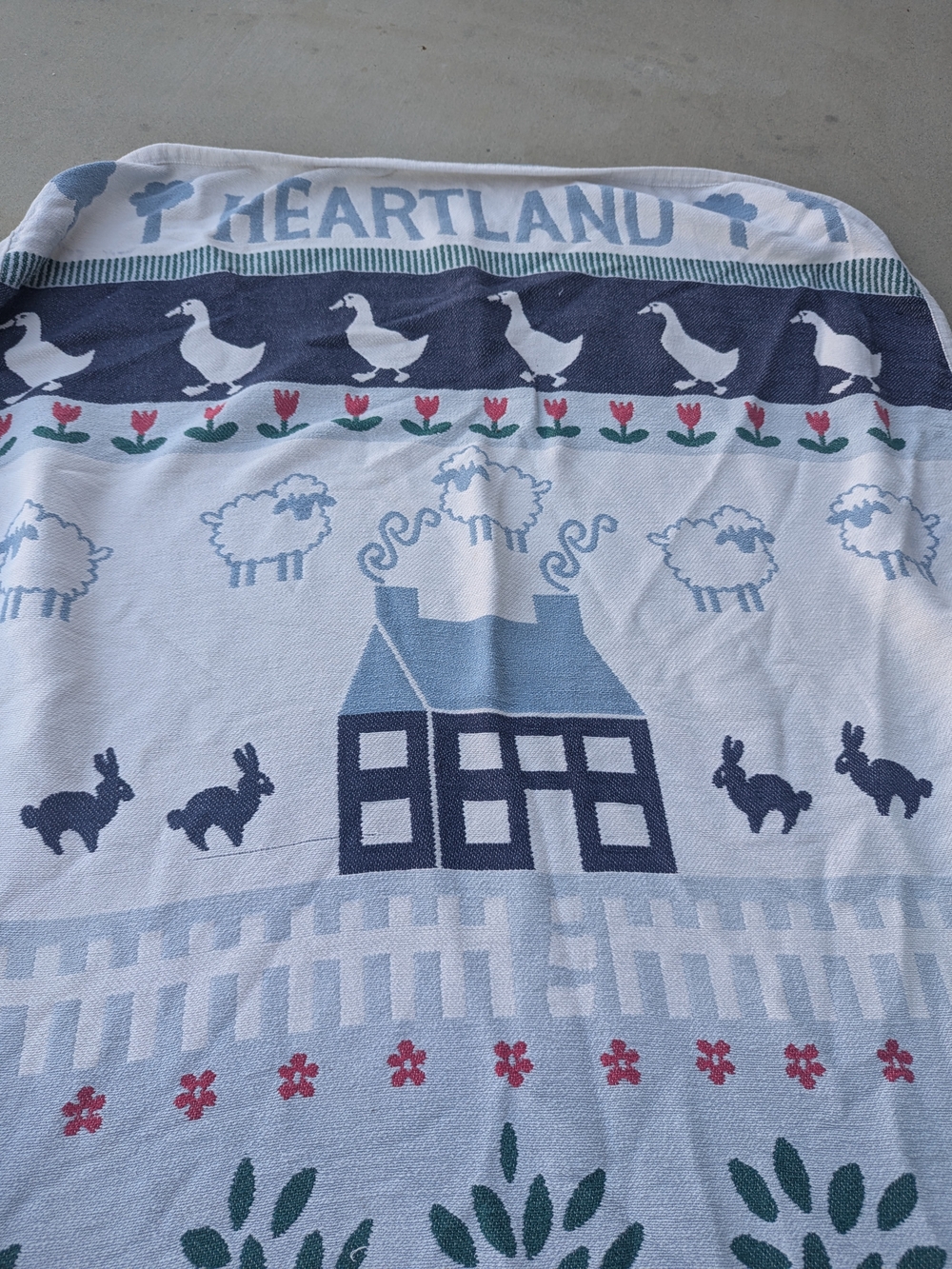 Heartland Cottage Throw Blanket - Blue and White